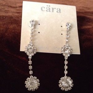 Rhinestone flower drop earrings New!
